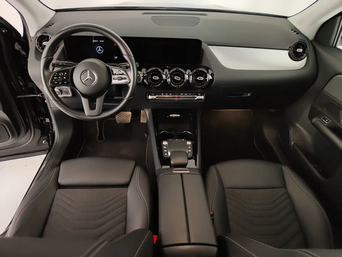 Mercedes-Benz GLA SUV usata a Caserta (15)
