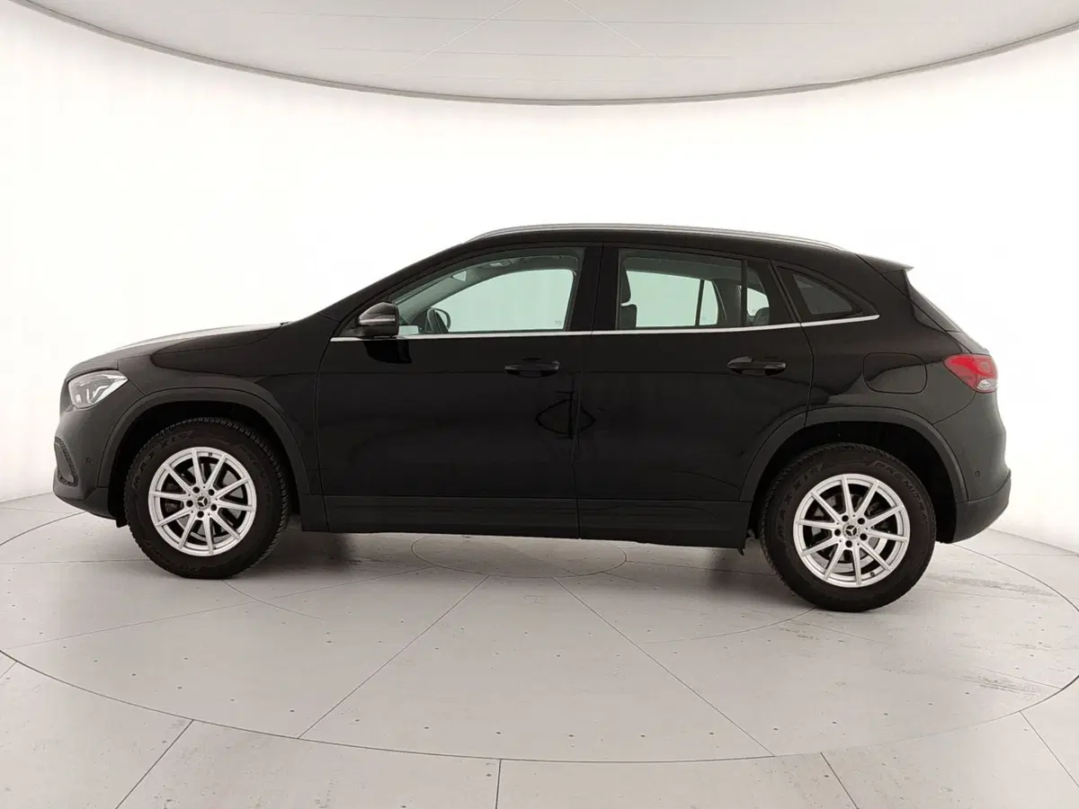 Mercedes-Benz GLA SUV usata a Caserta (8)