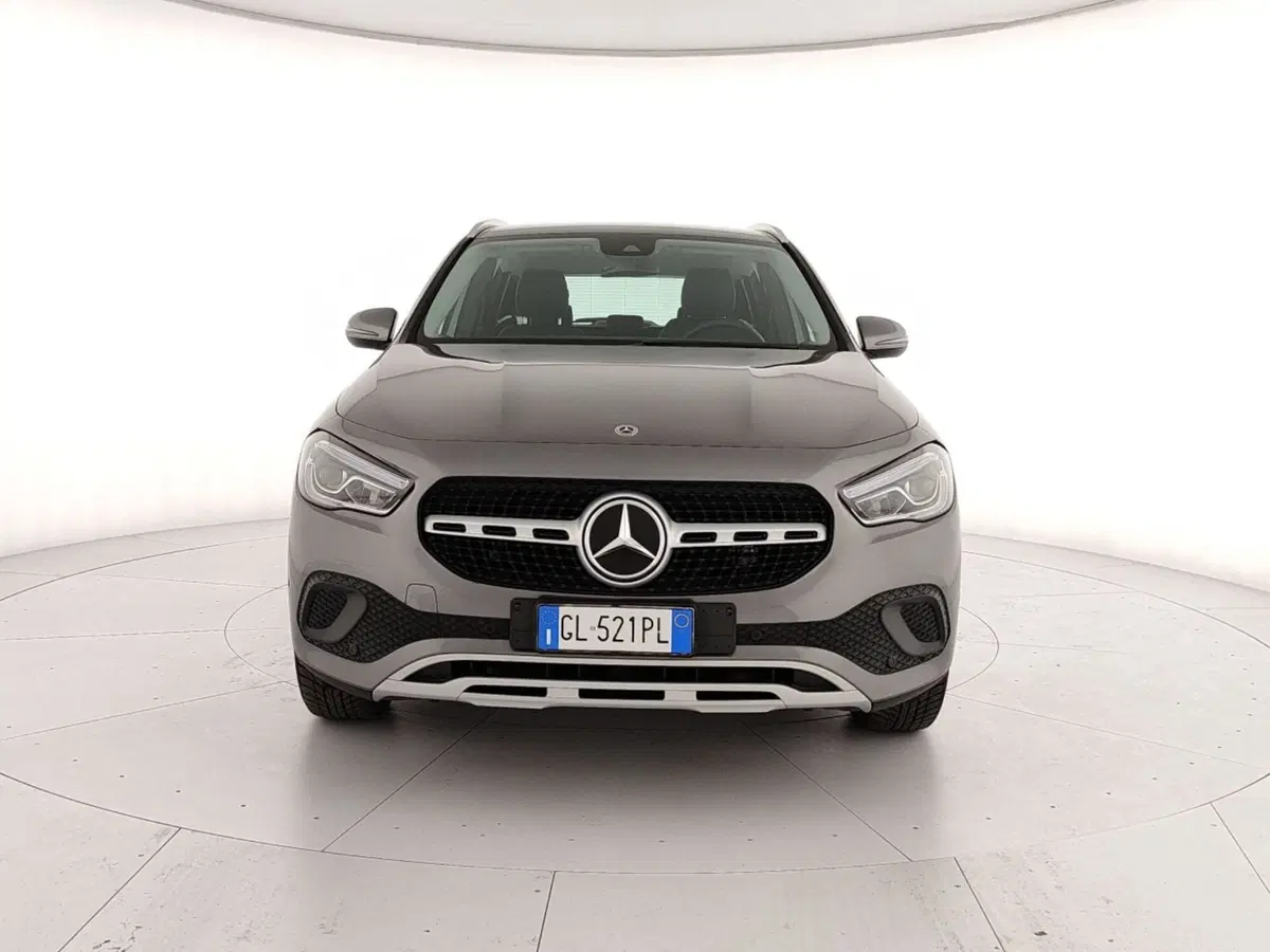 Mercedes-Benz GLA SUV usata a Caserta (2)