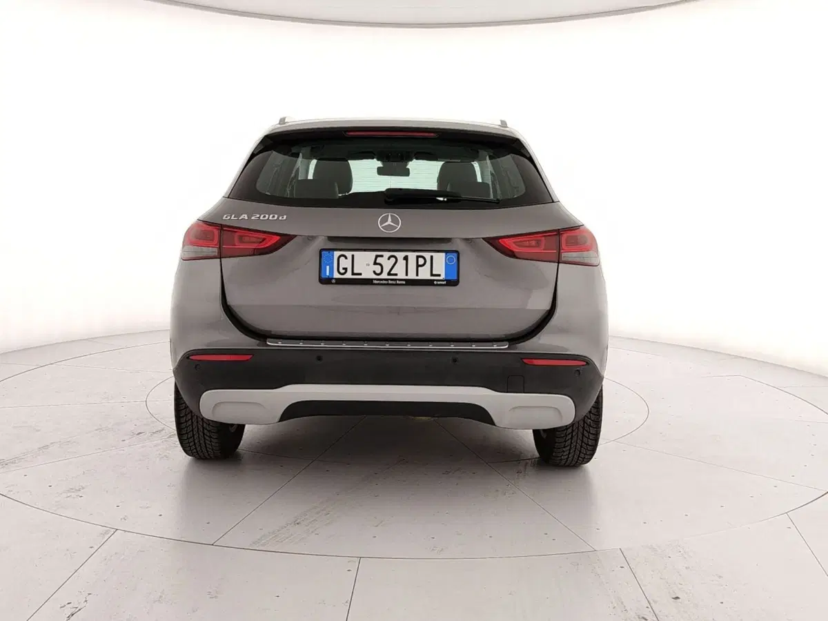 Mercedes-Benz GLA SUV usata a Caserta (5)