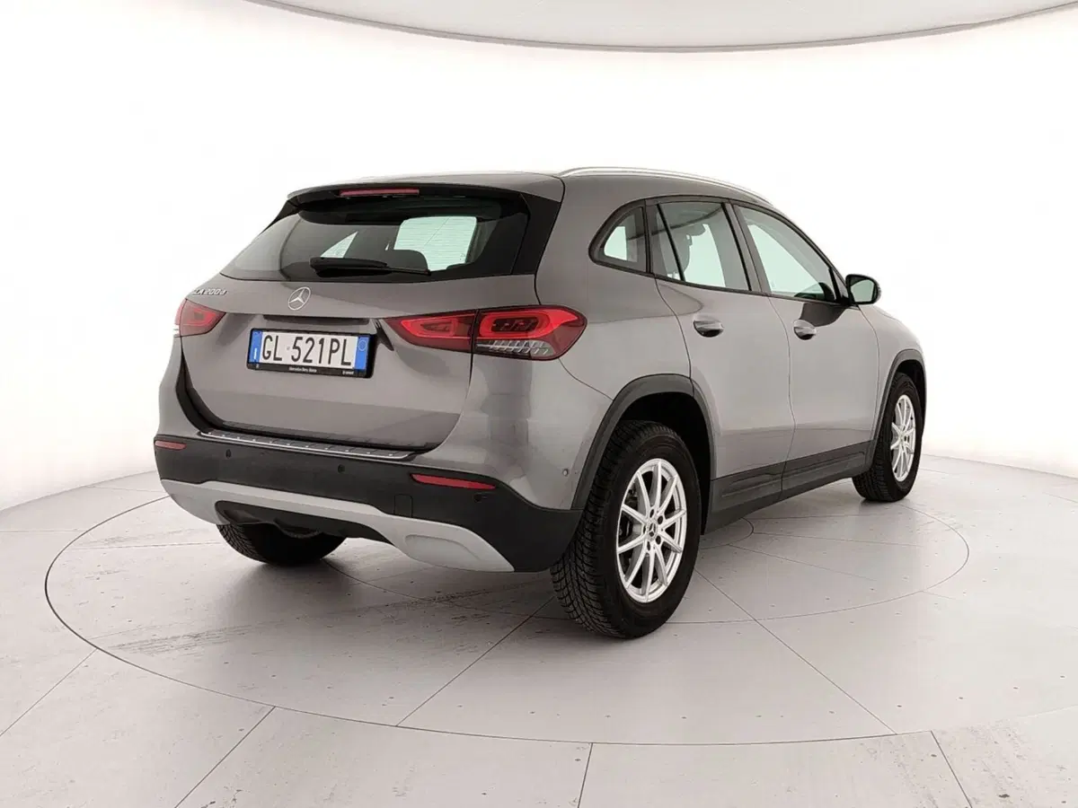Mercedes-Benz GLA SUV usata a Caserta (6)
