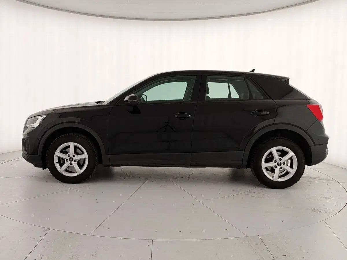 Audi Q2 usata a Caserta (8)