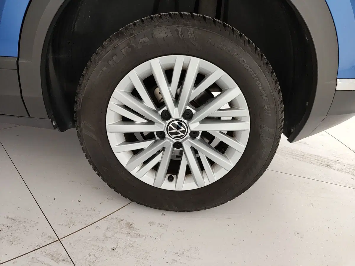 Volkswagen T-Roc usata a Caserta (11)