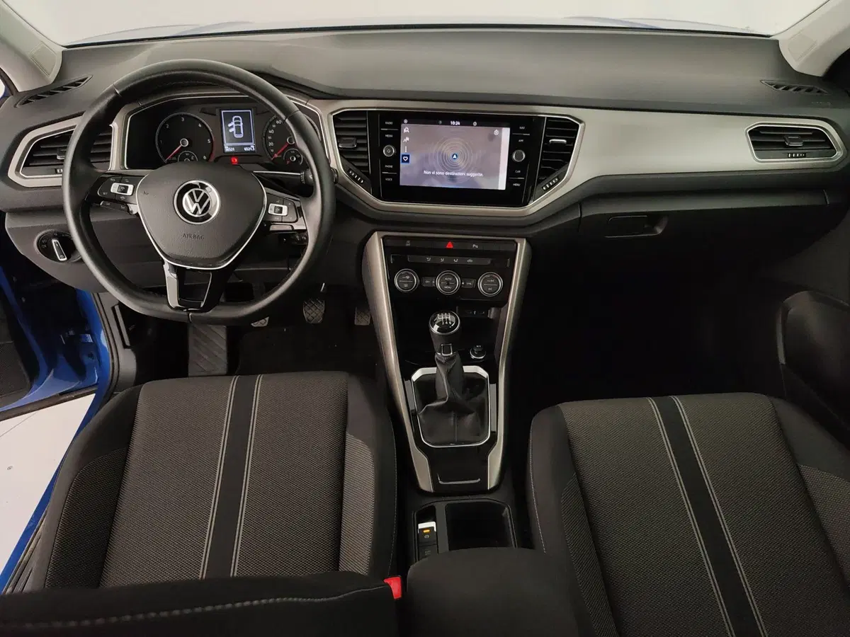 Volkswagen T-Roc usata a Caserta (15)