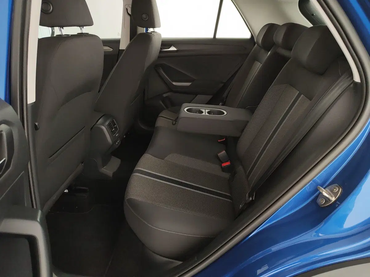 Volkswagen T-Roc usata a Caserta (18)