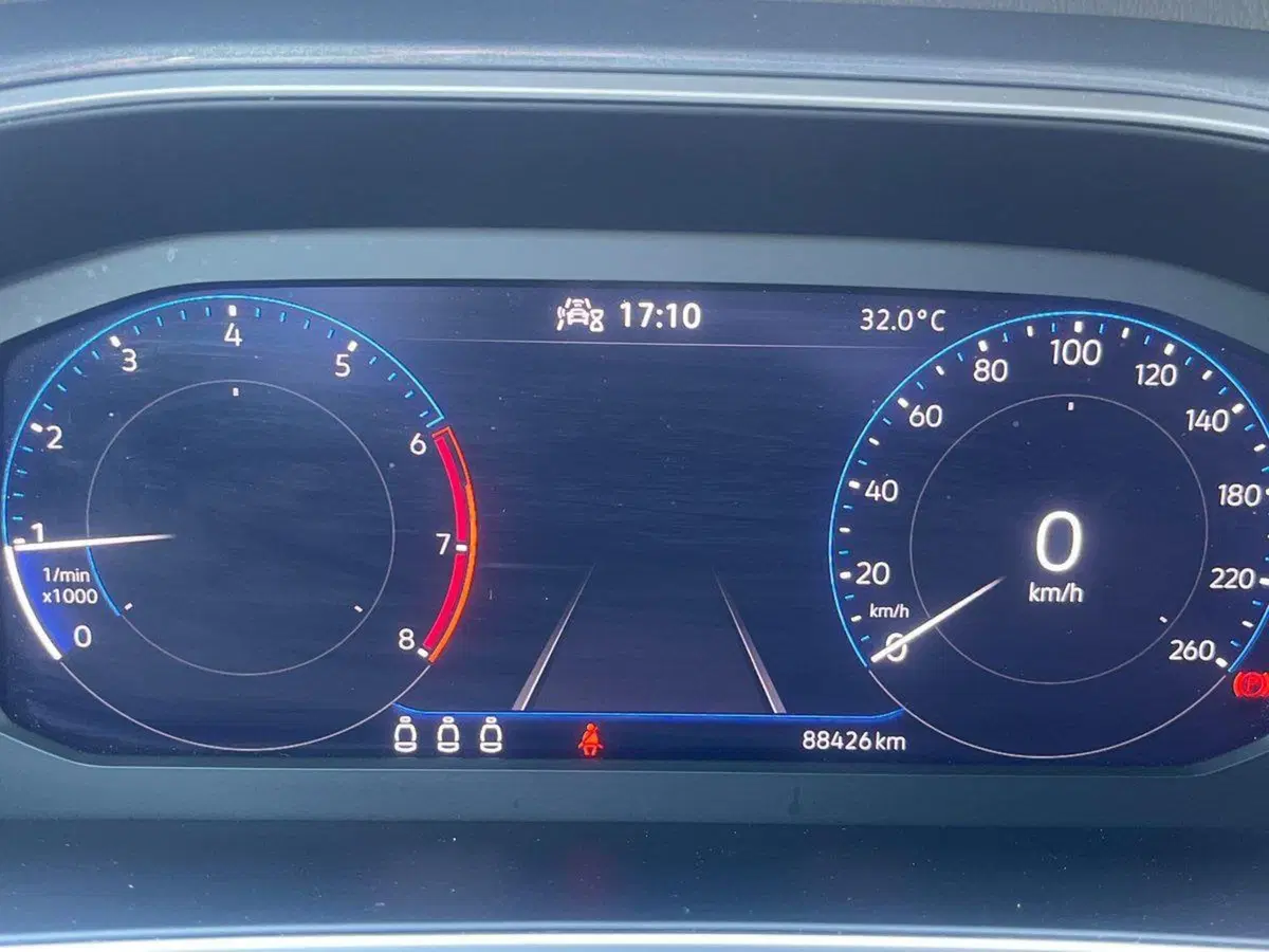 Volkswagen T-Roc usata a Ragusa (8)