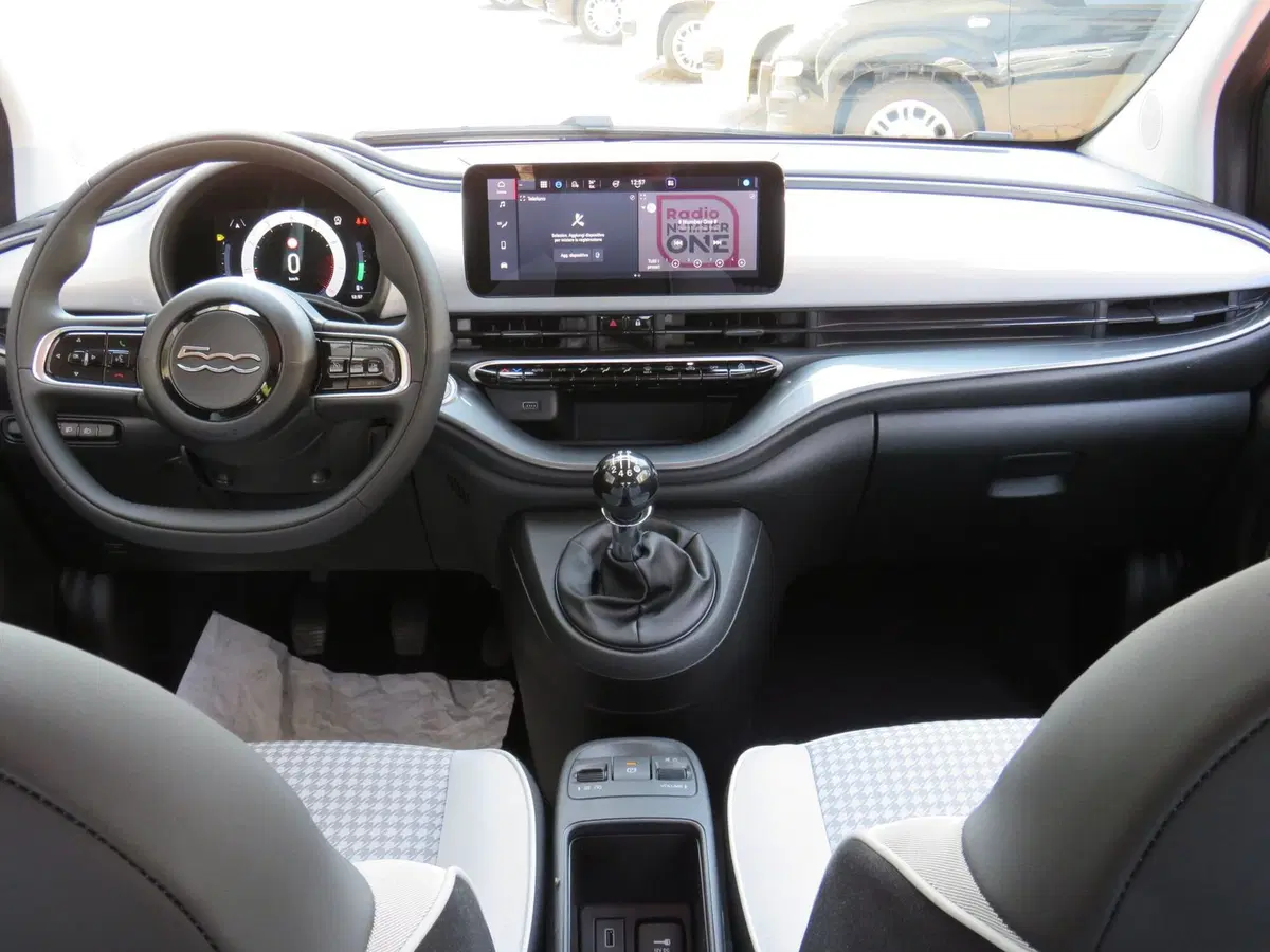 Fiat 500 nuova a Monza e Brianza (14)