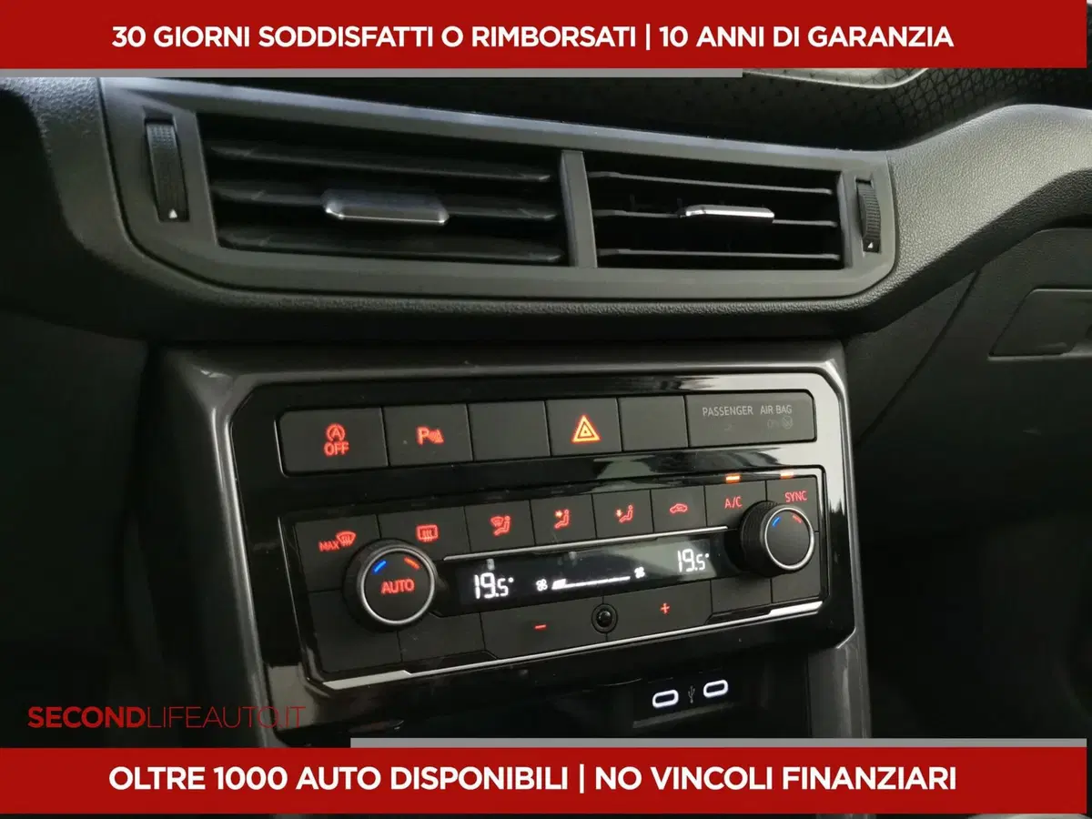 Volkswagen T-Cross usata a Chieti (12)