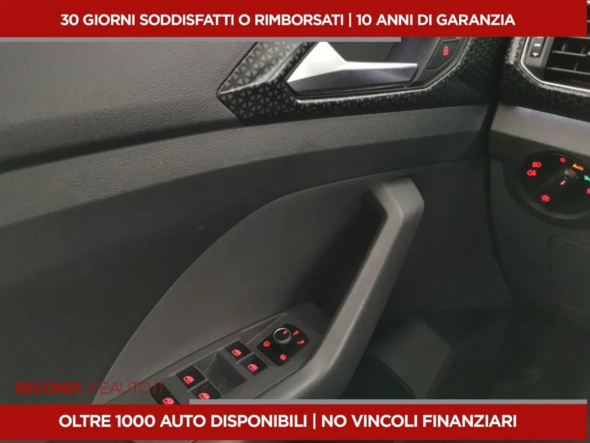Volkswagen T-Cross usata a Chieti (13)