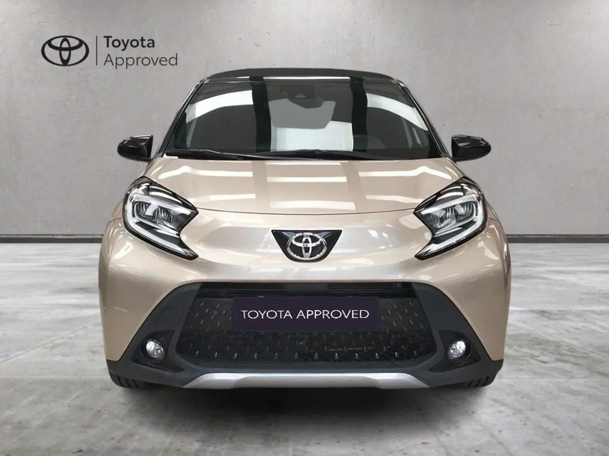 Toyota Aygo X usata a Roma (12)