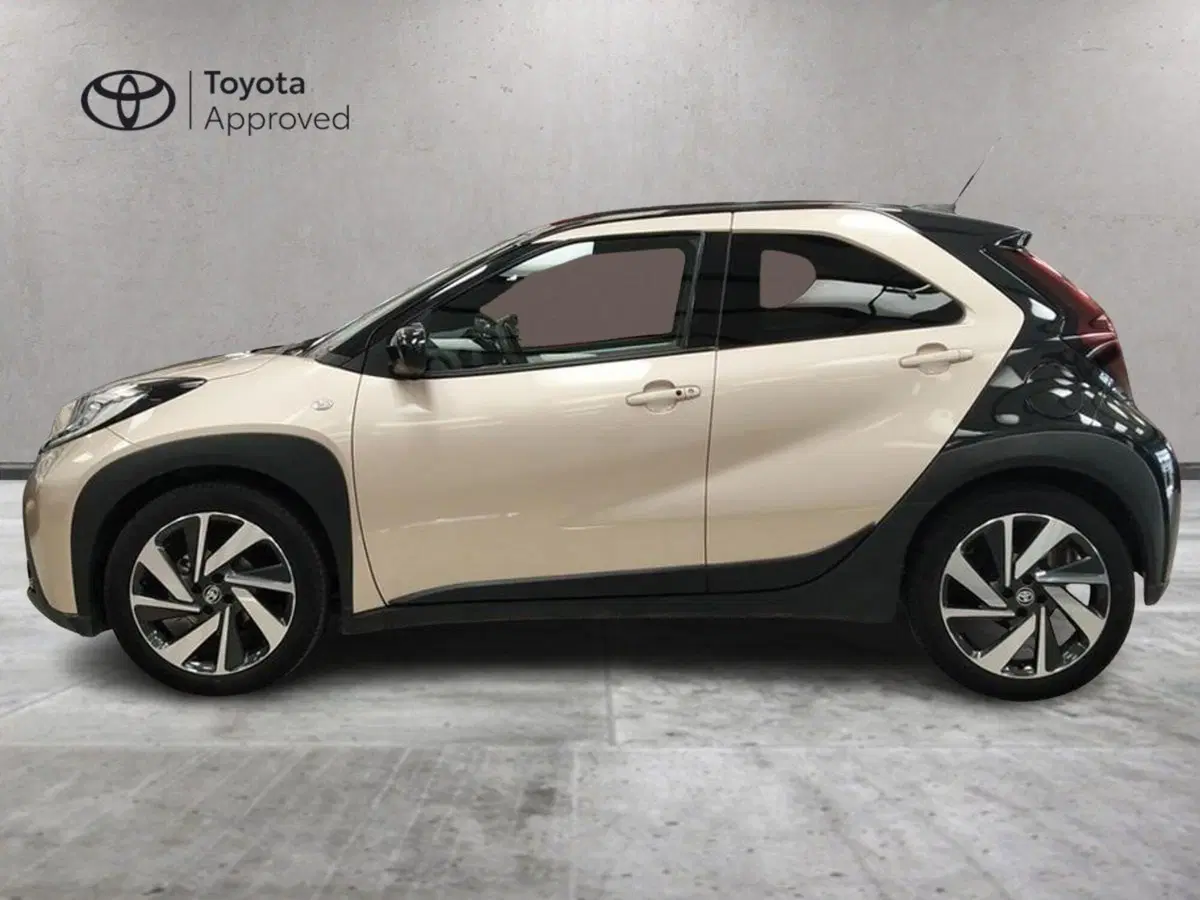Toyota Aygo X usata a Roma (3)