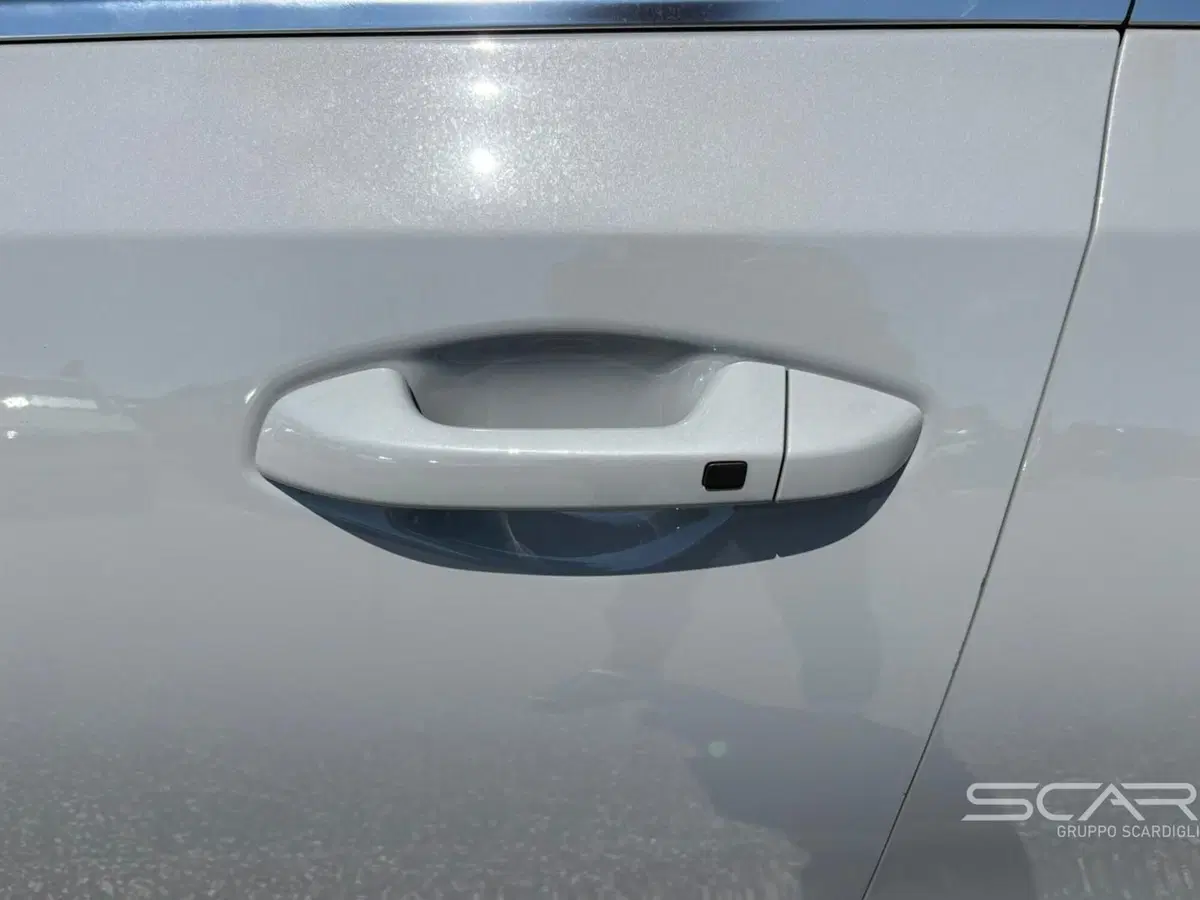 Kia XCeed nuova a Livorno (11)