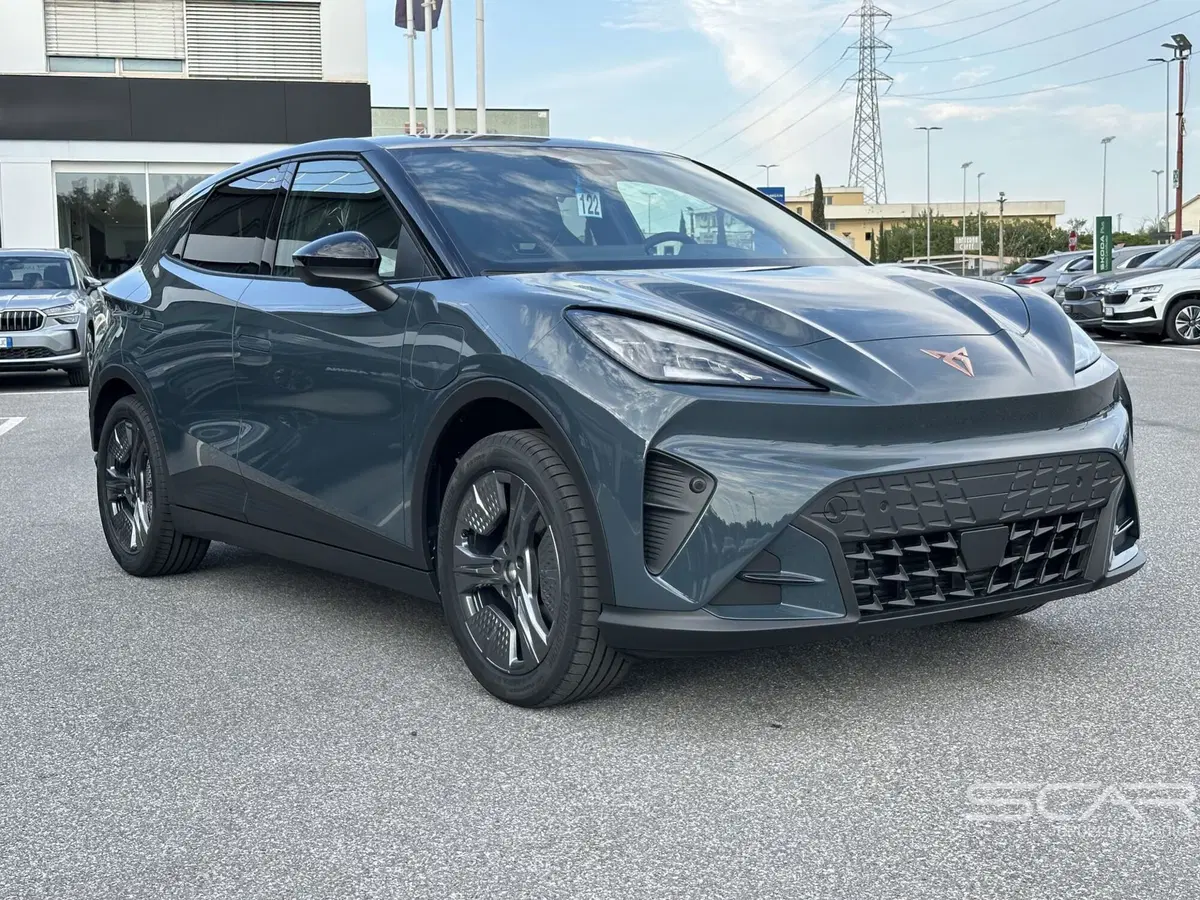 Cupra Raval nuova a Livorno (3)