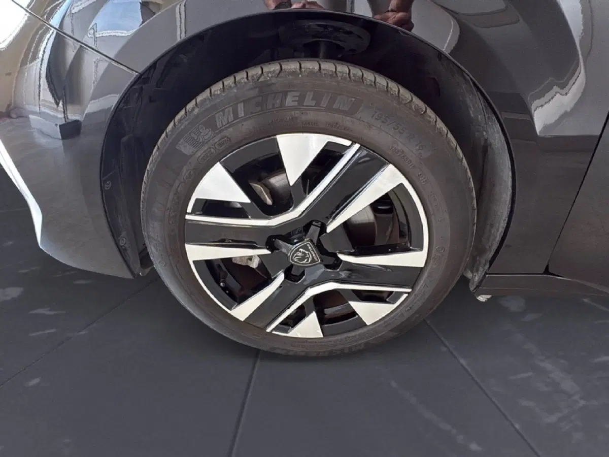 Peugeot 208 usata a Agrigento (15)