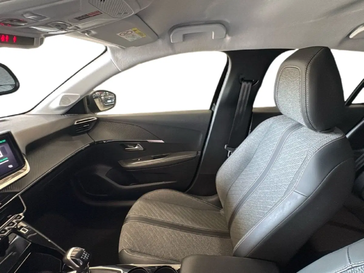 Peugeot 208 usata a Agrigento (17)
