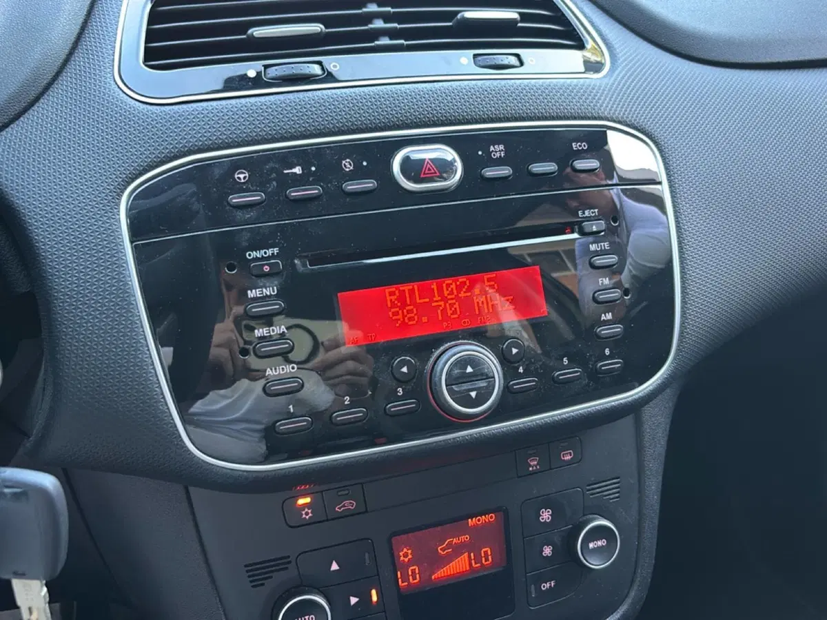 Fiat Grande Punto usata a Bologna (11)