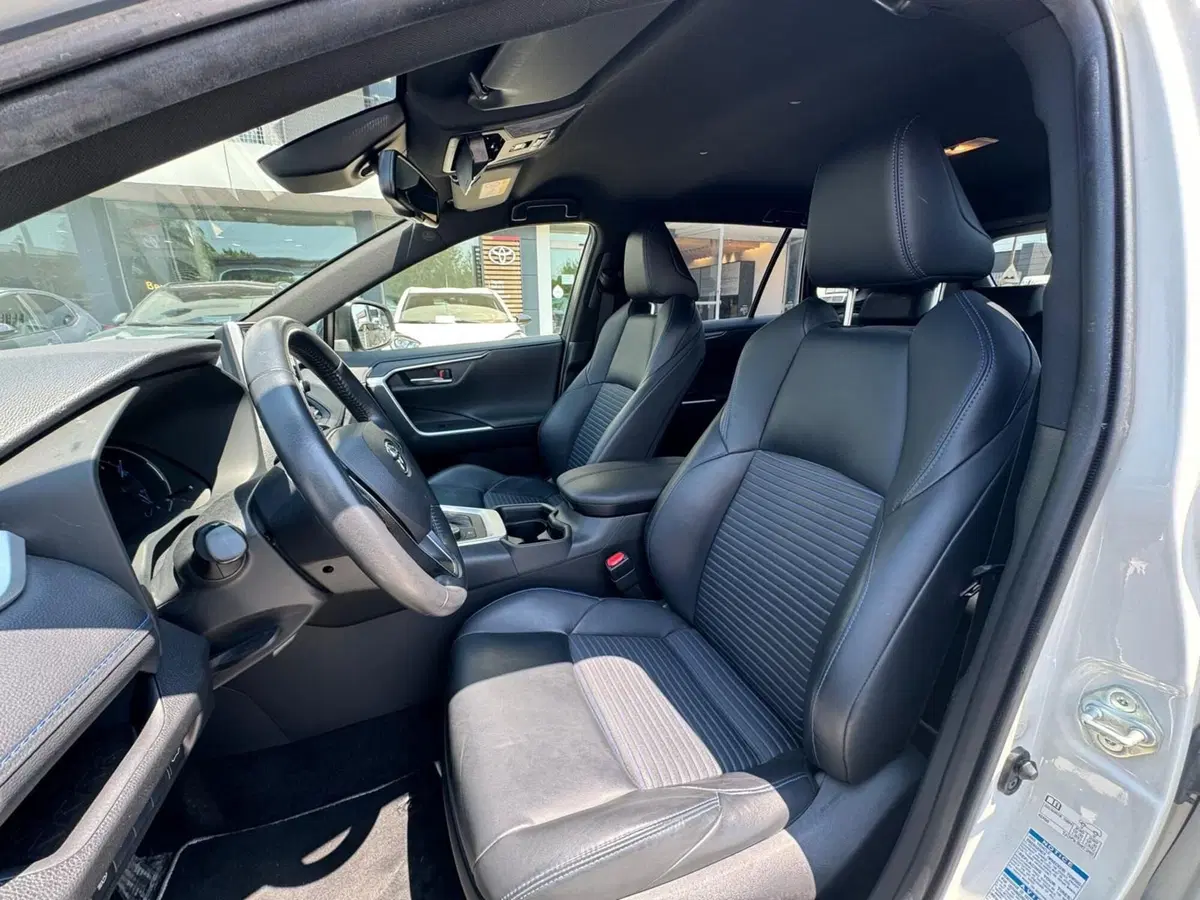 Toyota Rav4 usata a Modena (12)