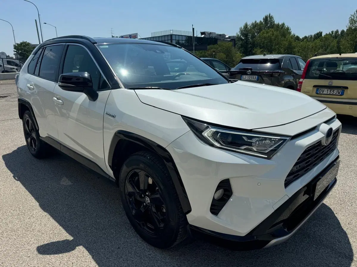 Toyota Rav4 usata a Modena (4)