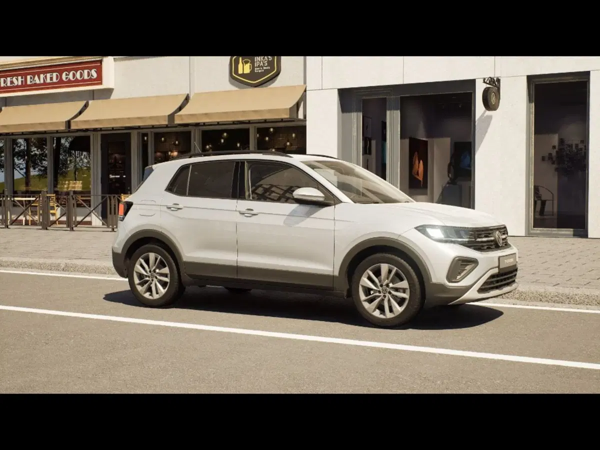Volkswagen T-Cross nuova a Livorno (3)
