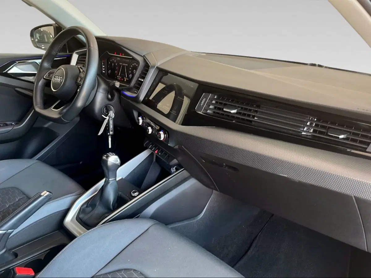 Audi A1 allstreet usata a Pisa (15)