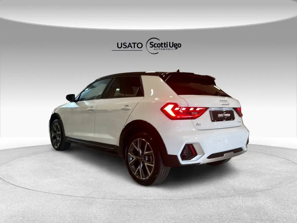 Audi A1 allstreet usata a Pisa (5)