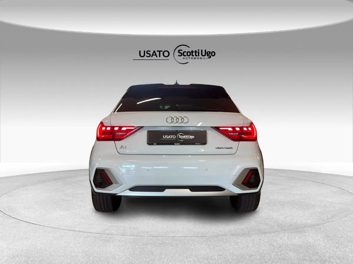 Audi A1 allstreet usata a Pisa (6)