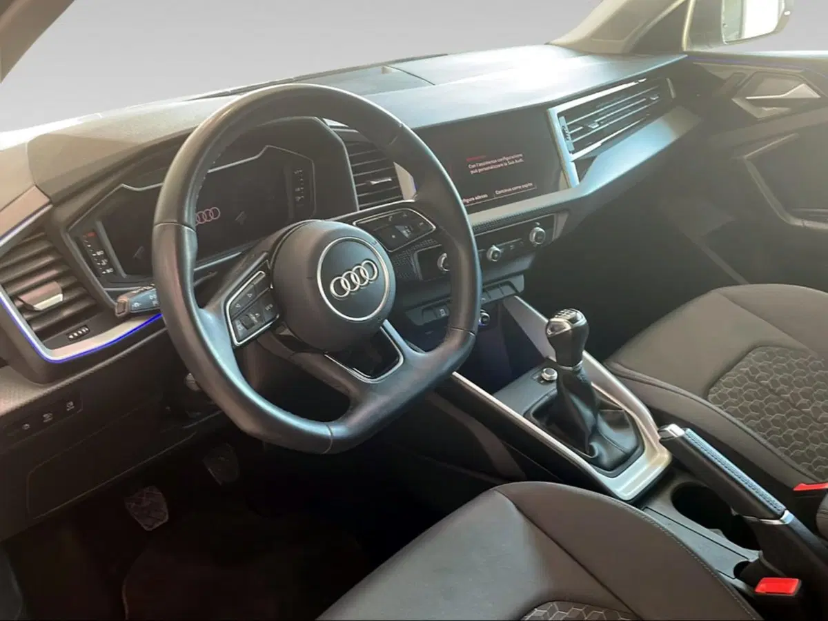 Audi A1 allstreet usata a Pisa (8)