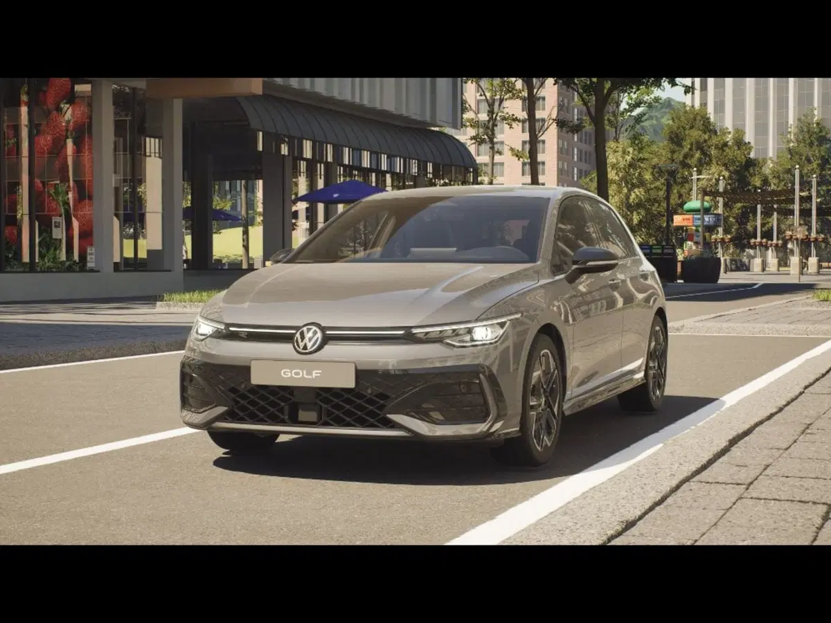 Volkswagen Golf nuova a Firenze