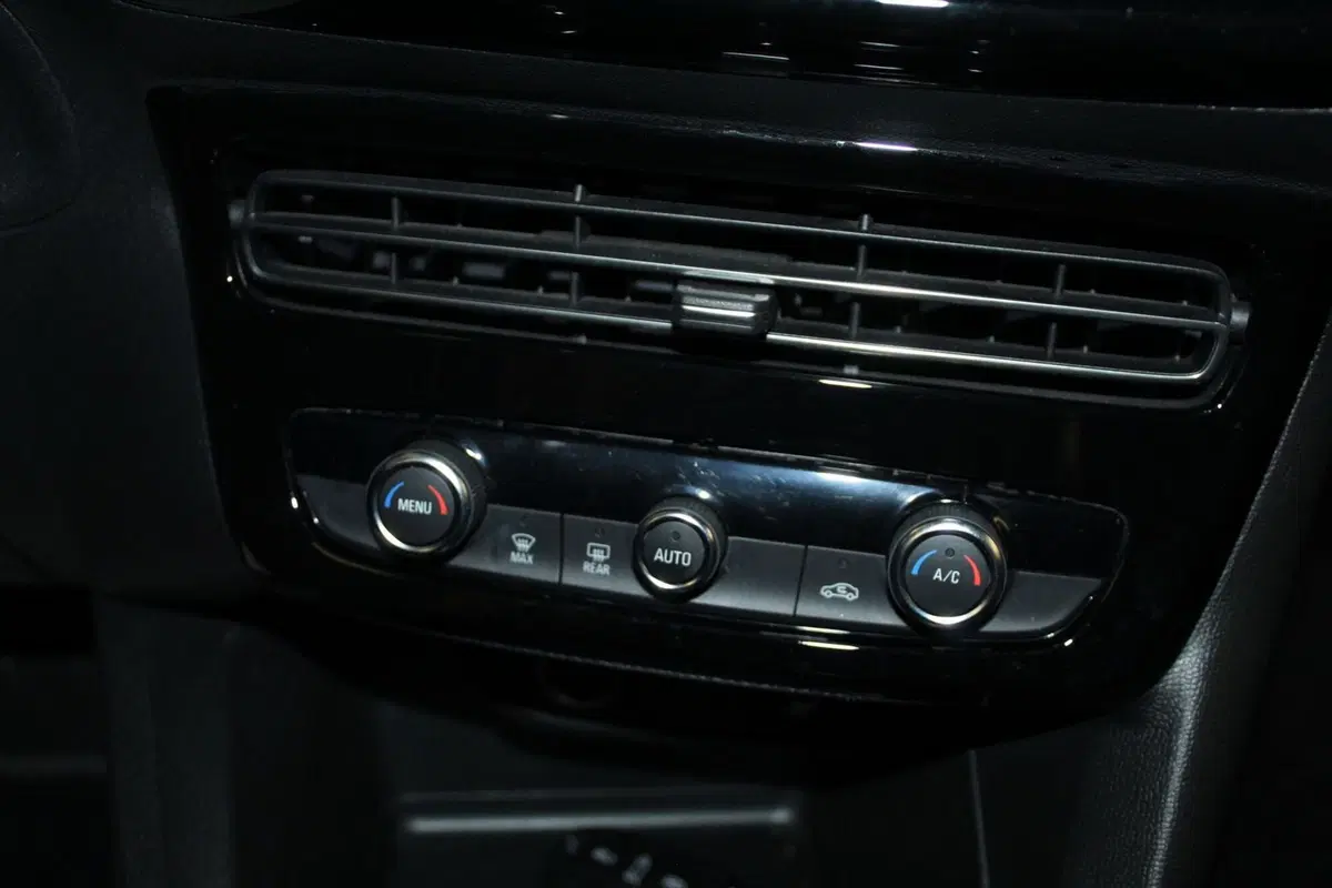 Opel Mokka usata a Cremona (13)