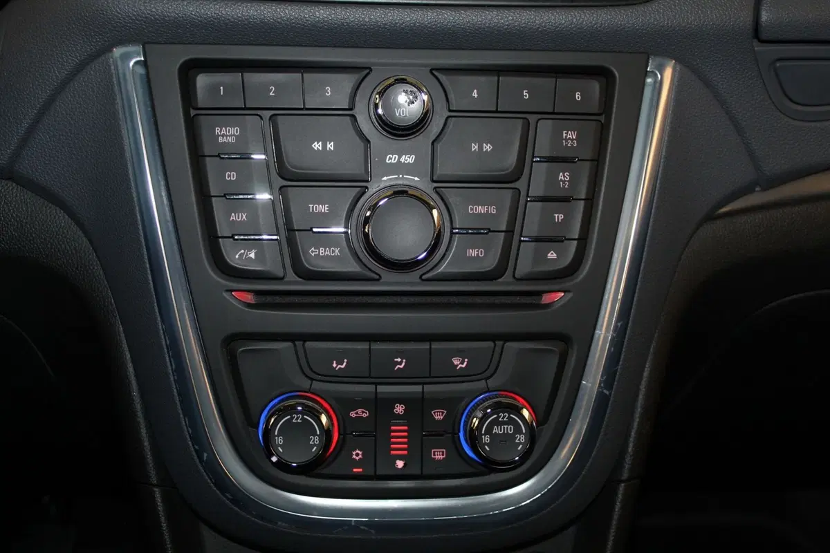 Opel Mokka usata a Cremona (13)