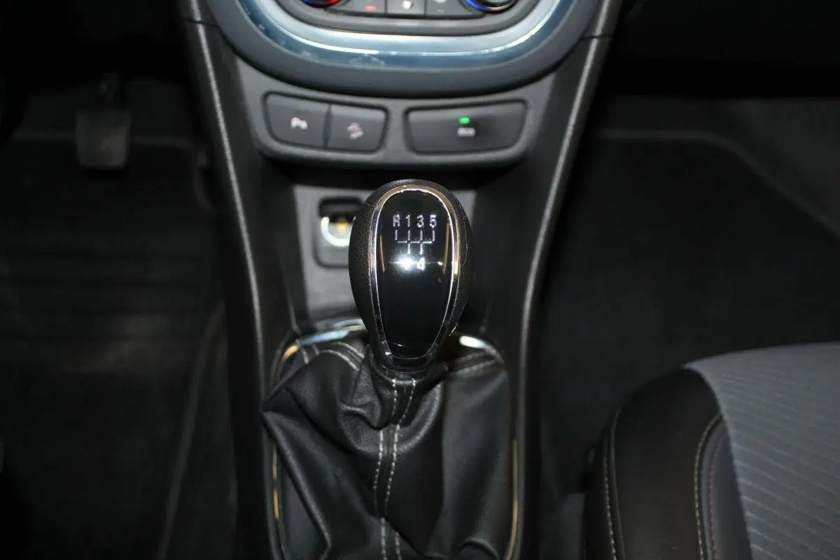 Opel Mokka usata a Cremona (14)