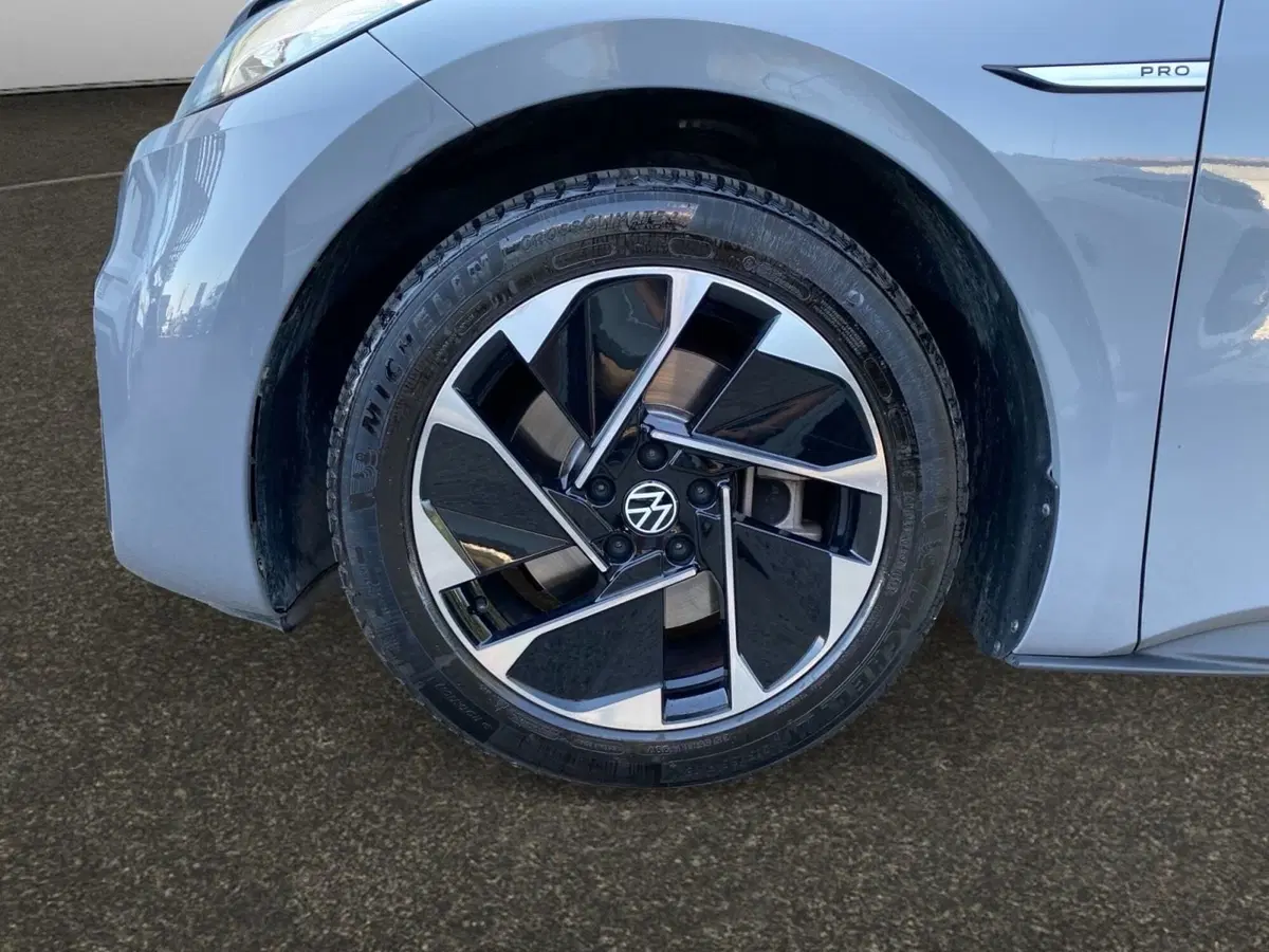 Volkswagen ID.3 usata a Bologna (14)