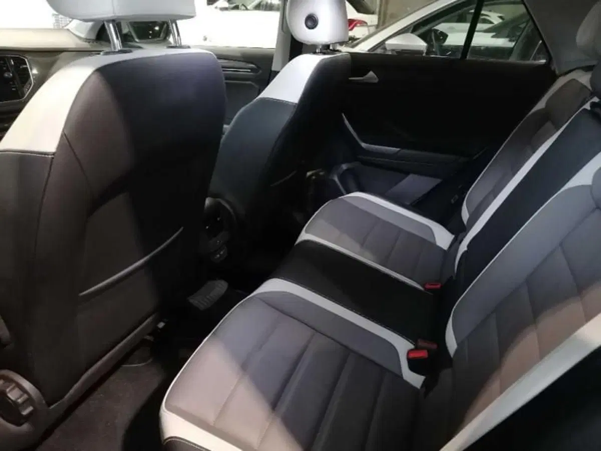 Volkswagen T-Roc usata a Bologna (8)