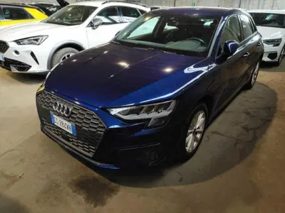 Audi A3 Sportback 30 g-tron S tronic Business del 2024 usata a Bologna