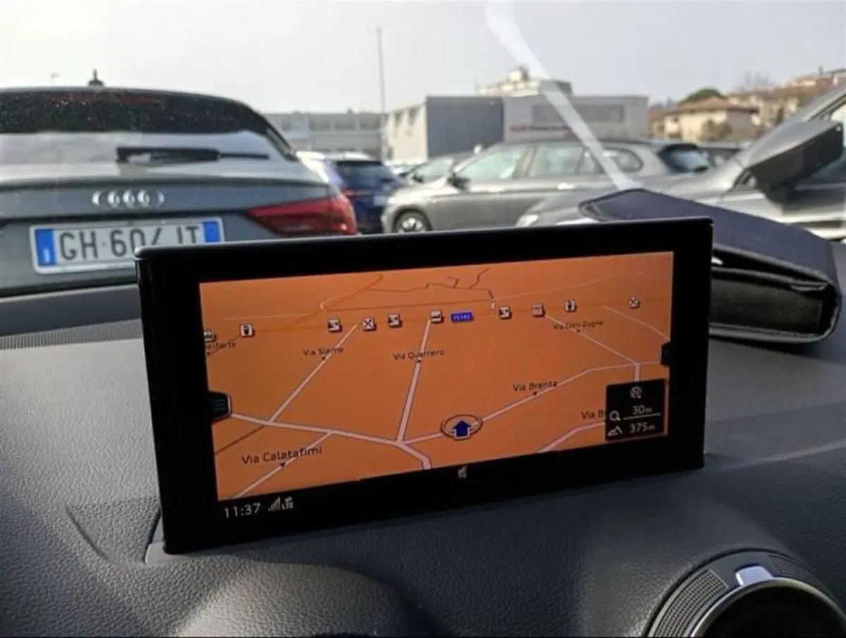 Audi Q2 usata a Bologna (6)