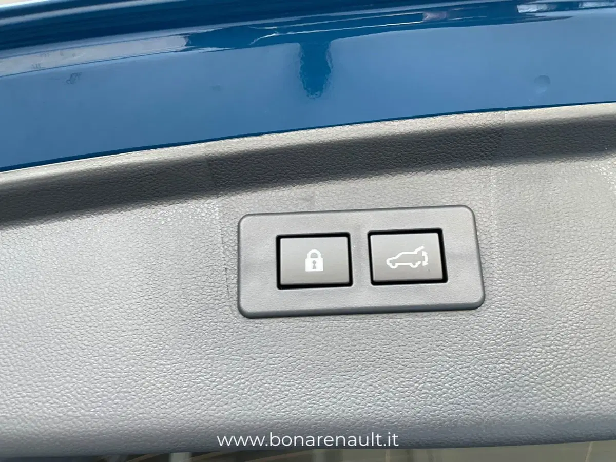 Subaru Outback nuova a Monza e Brianza (11)