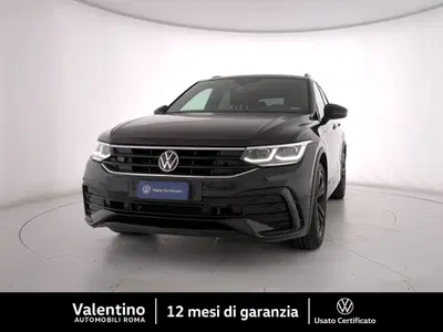 Volkswagen Tiguan Allspace 2.0 TDI SCR DSG 4MOTION R-Line del 2023 usata a Roma
