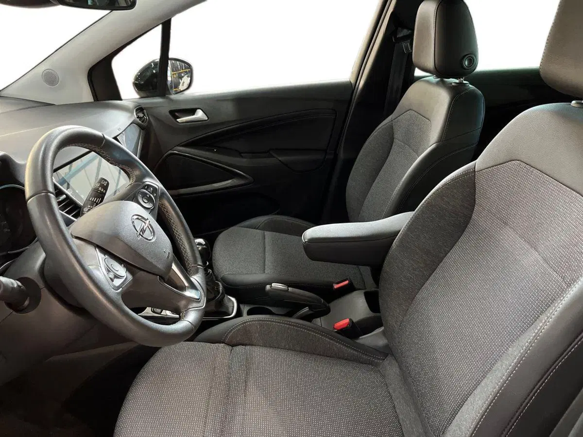 Opel Crossland usata a Foggia (7)