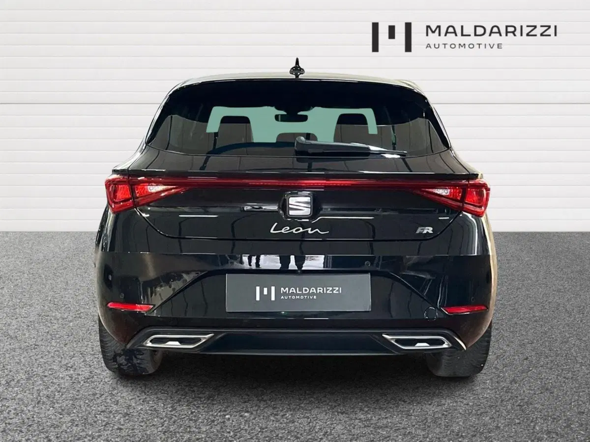 SEAT Leon usata a Bari (3)