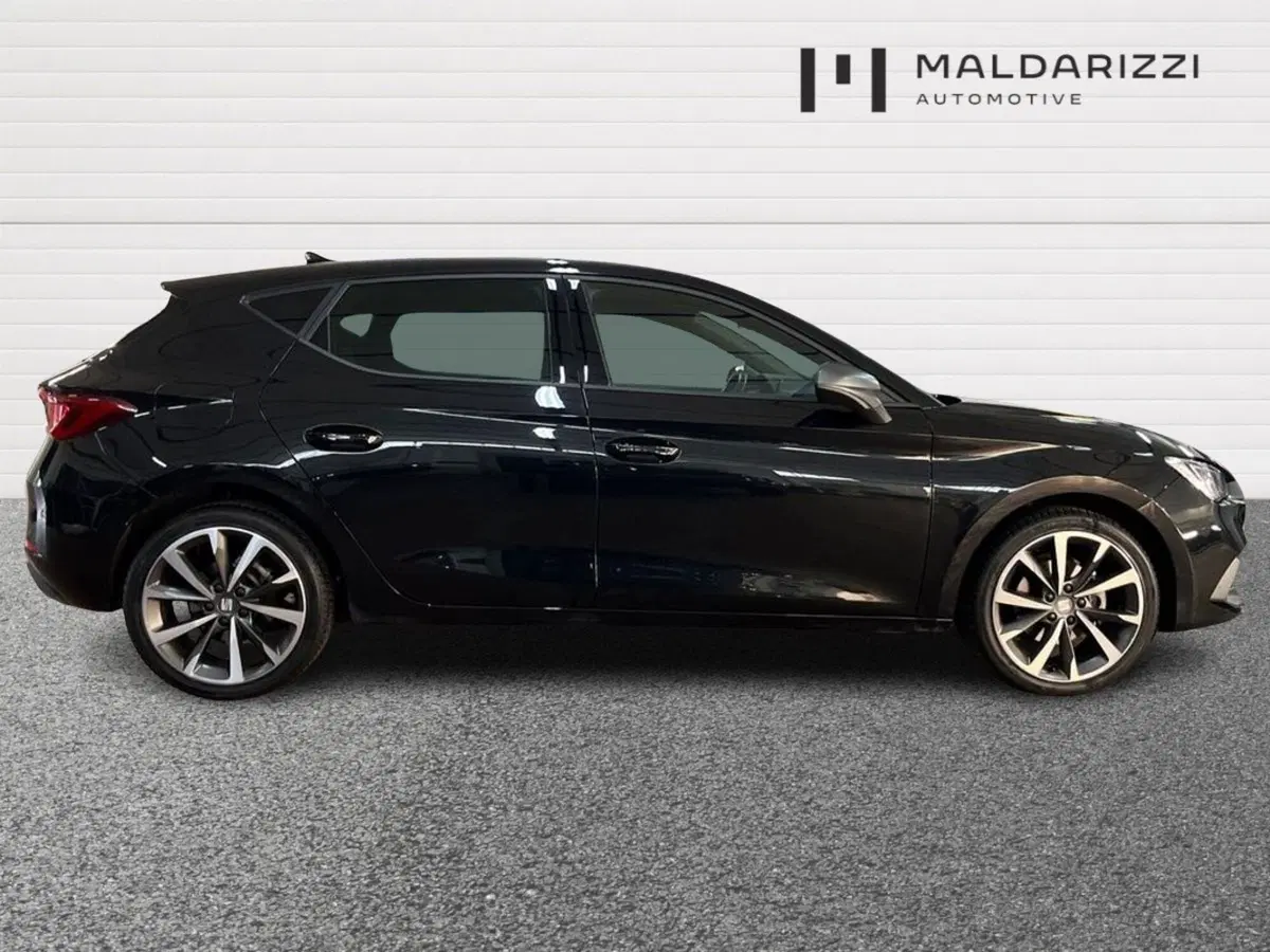 SEAT Leon usata a Bari (5)