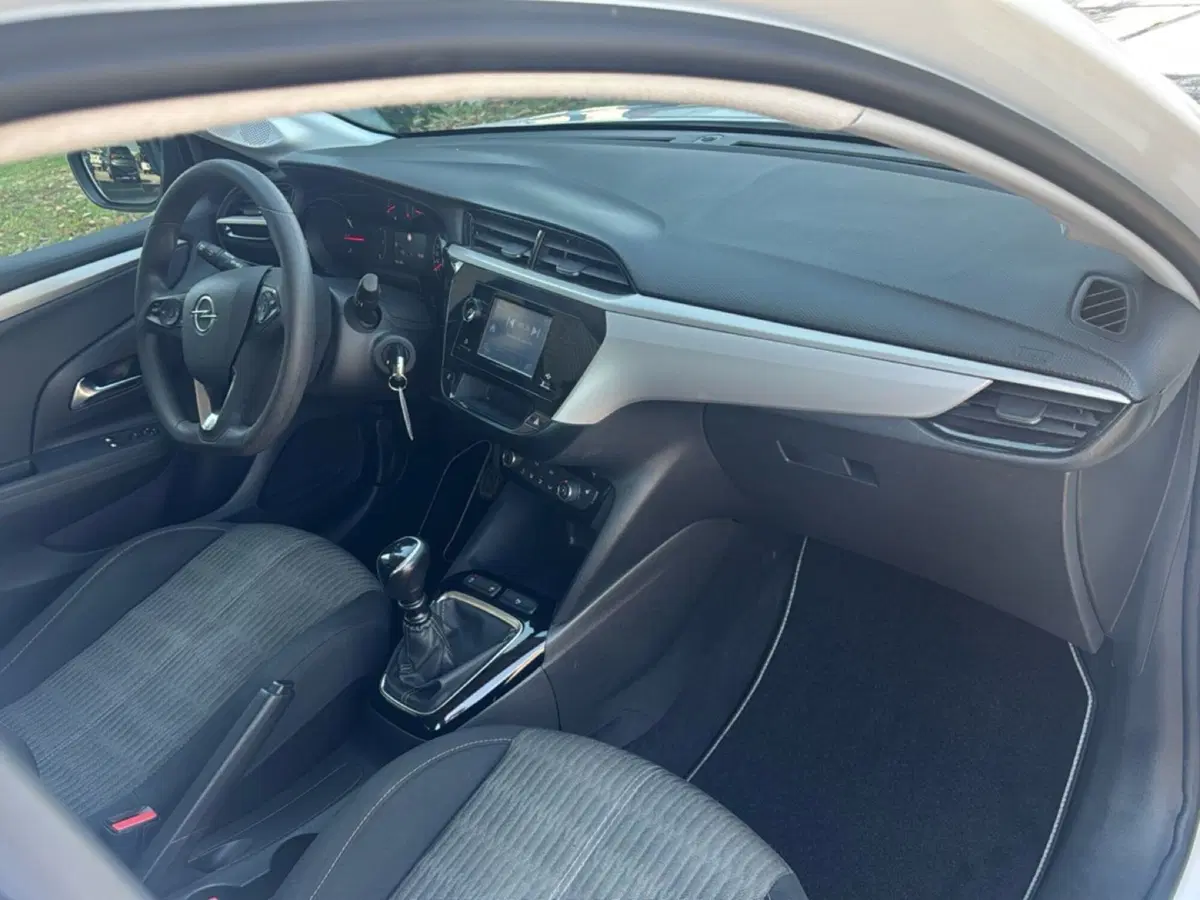 Opel Corsa usata a Ferrara (11)