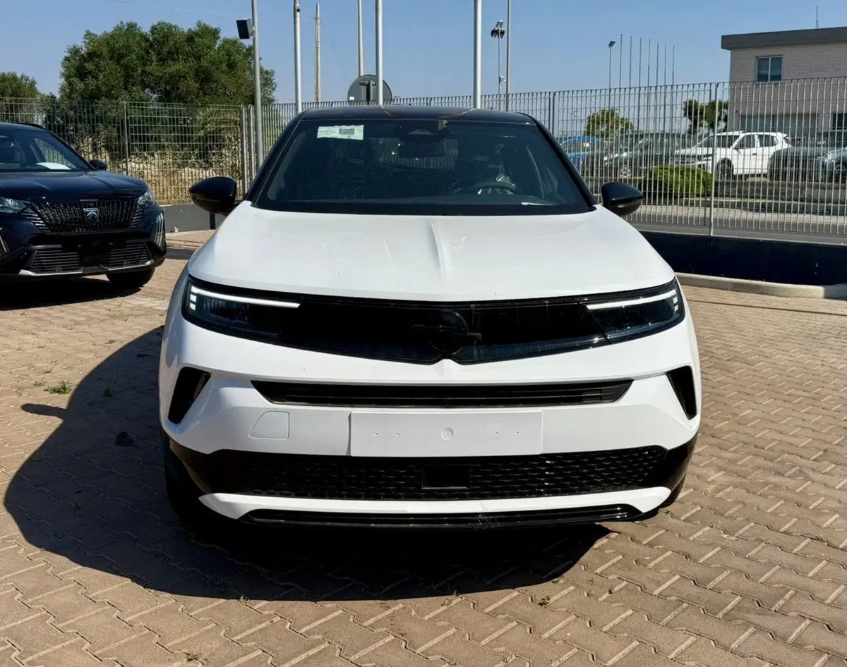 Opel Mokka nuova a Bari (2)