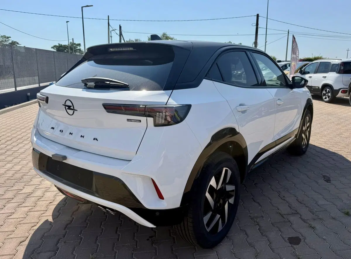 Opel Mokka nuova a Bari (4)