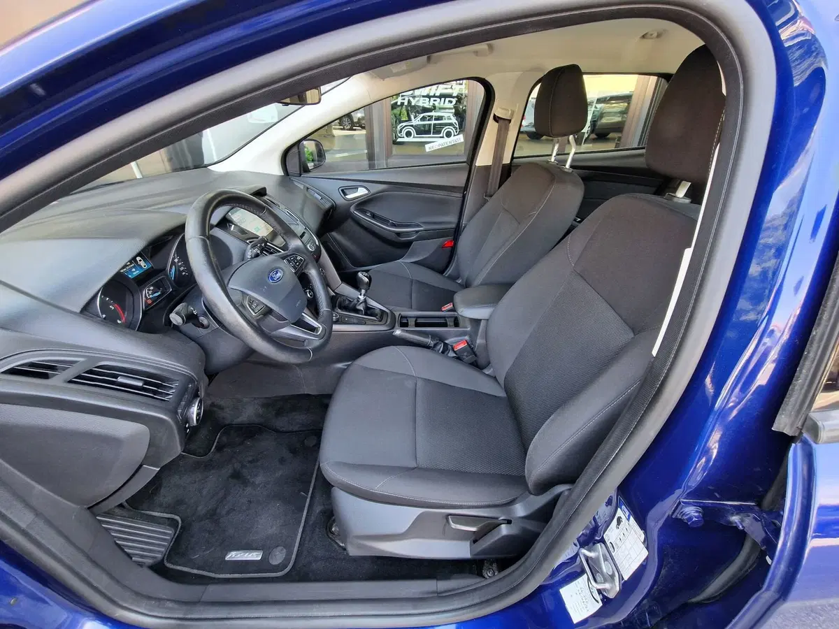 Ford Focus Station Wagon usata a Milano (6)