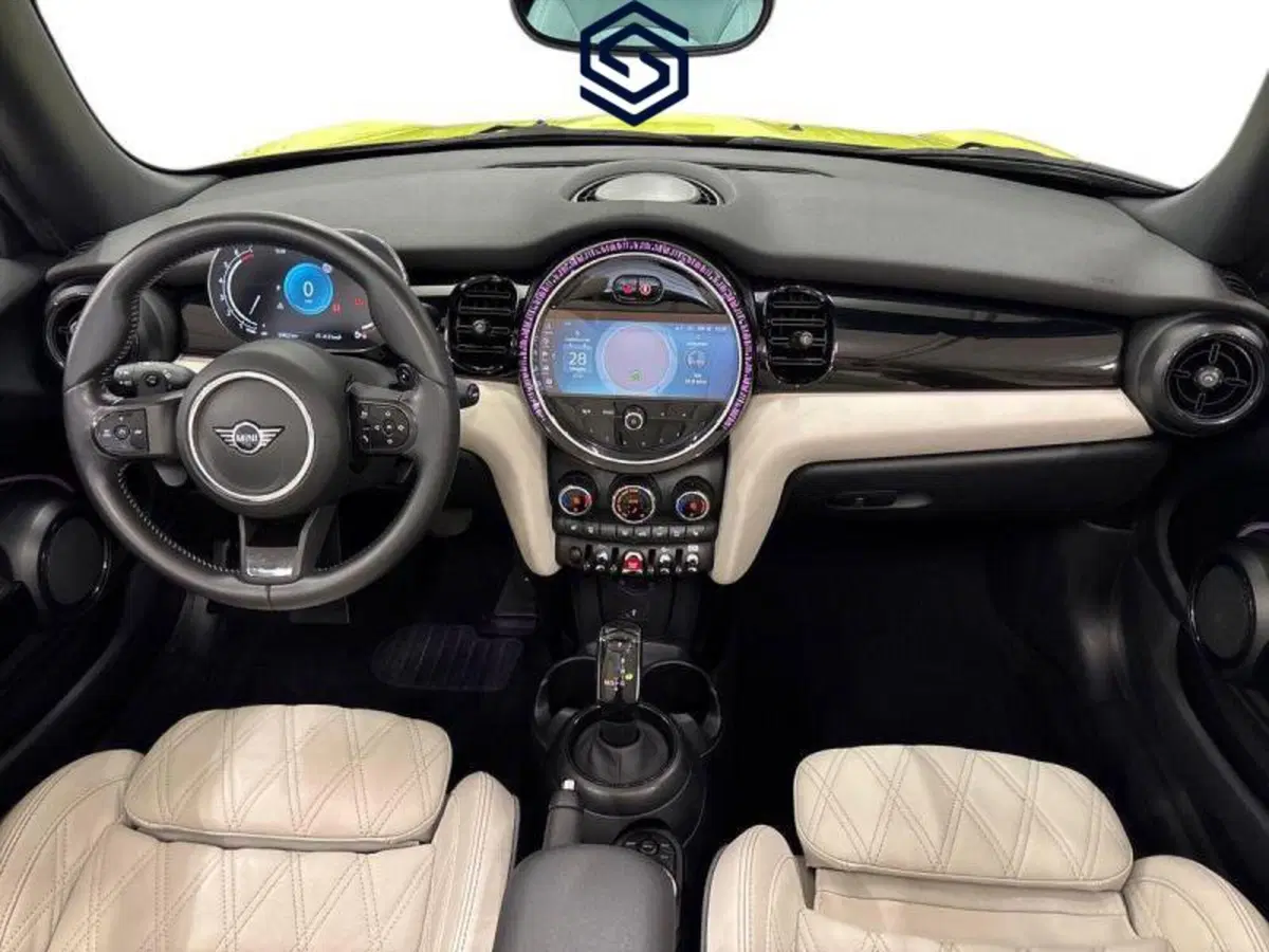 MINI Mini Cabrio usata a Cagliari (11)