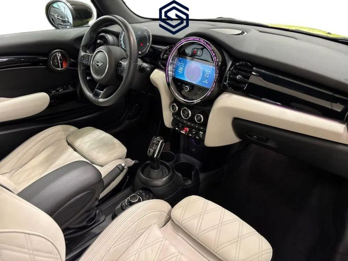 MINI Mini Cabrio usata a Cagliari (17)