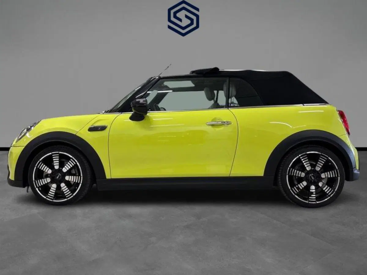 MINI Mini Cabrio usata a Cagliari (2)