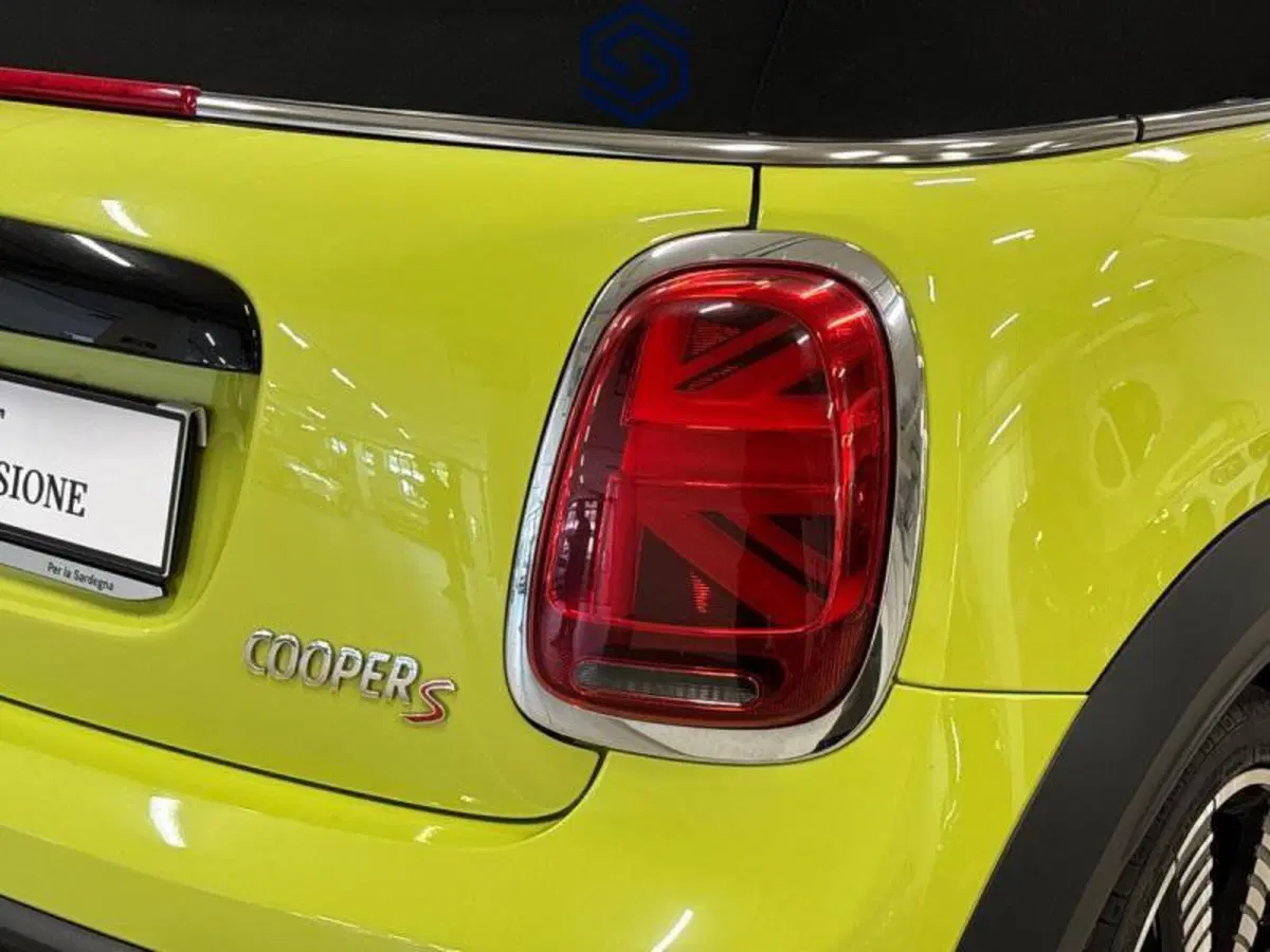 MINI Mini Cabrio usata a Cagliari (9)