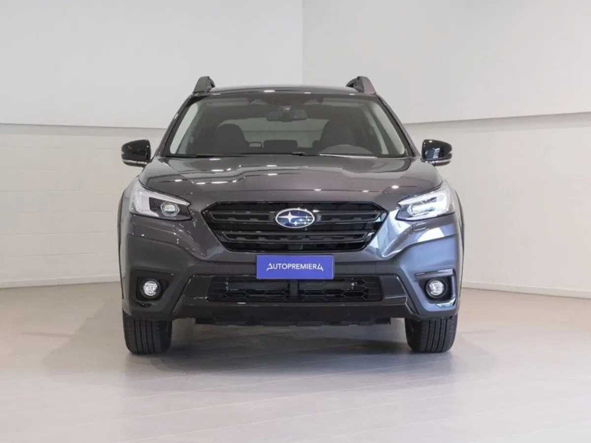 Subaru Outback usata a Como (2)