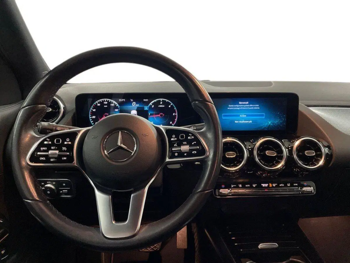 Mercedes-Benz GLA SUV usata a Macerata (11)